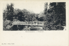 2394 Gezicht op de Stadsbuitengracht te Utrecht met in het midden de Knuppelbrug.